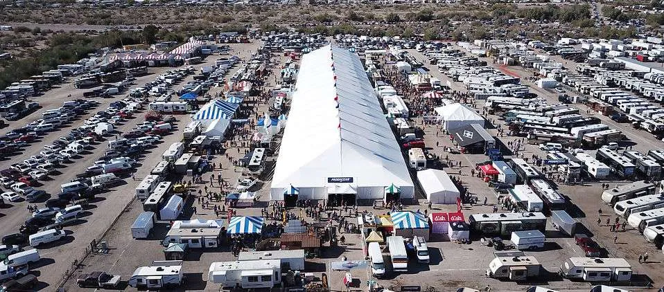 Quartzsite RV Show: Meet the AOMOSUR Team featured image